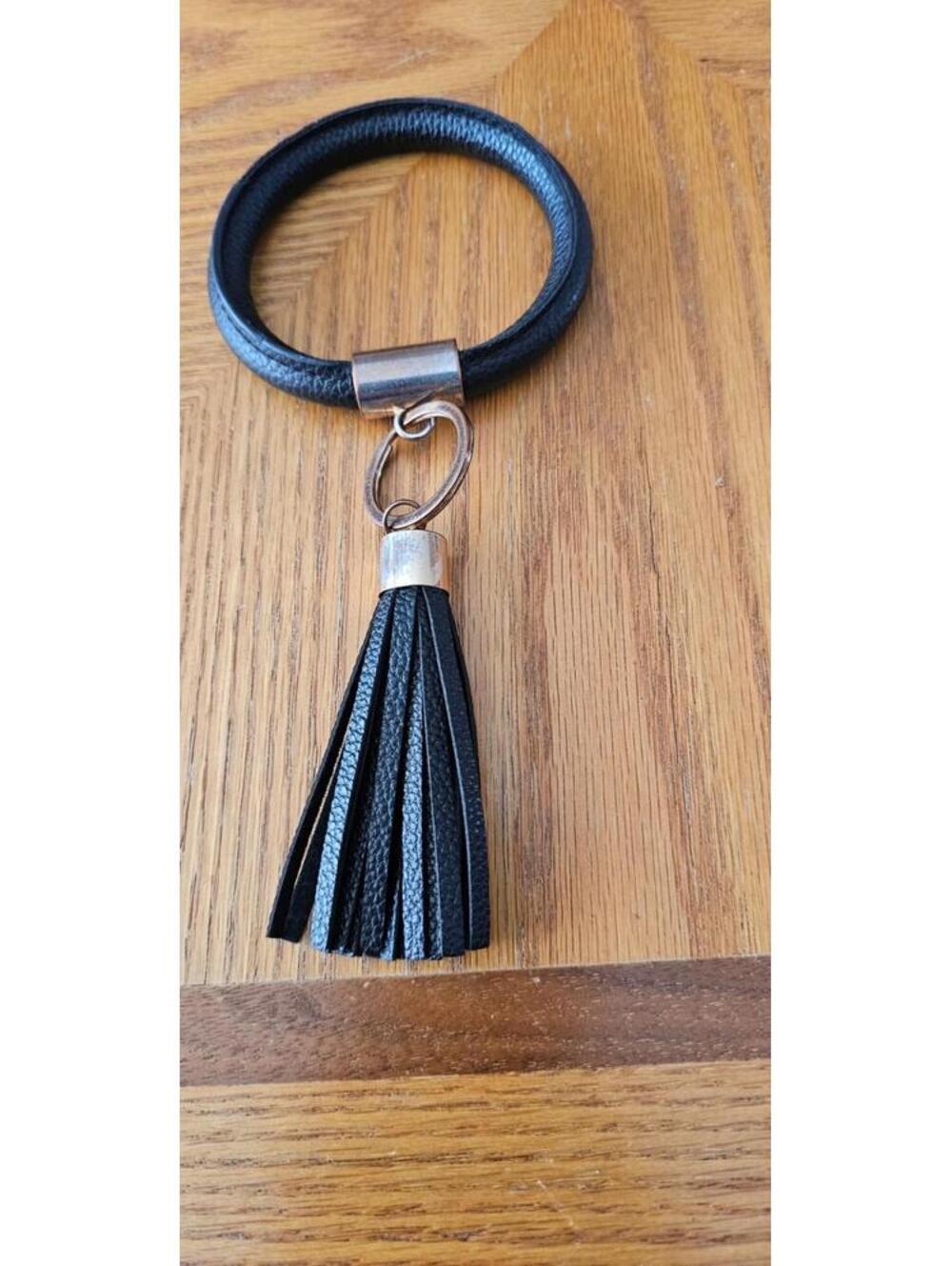 Oversized Black SNAKESKIN Design Tassel Wristlet Keychain Women's  Bracelet